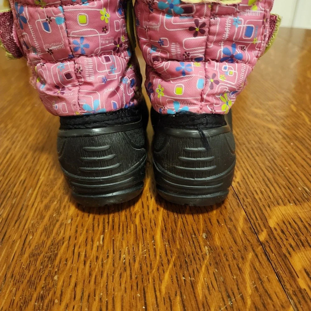 Girls Kamik Snow‎ Boots Size 9 Rubber Sole Snowbug2 Faux Fur Fleece Lined Warm